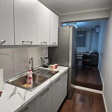 Villa Garden Lemon Tree