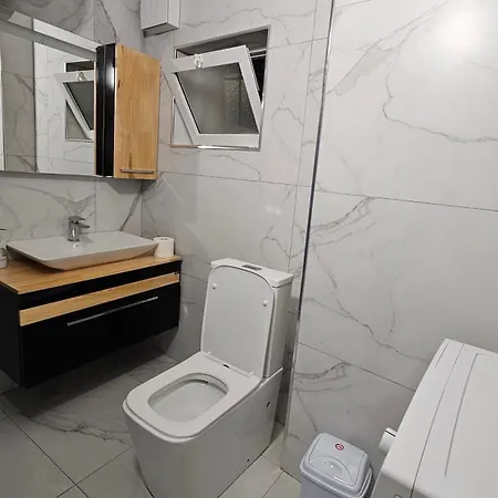 Villa Garden Lemon Tree Tirana